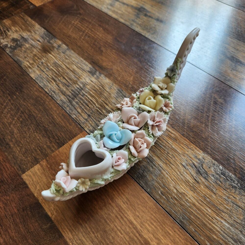 Vtg Japan Ardalt Gondola Boat Candle Lipstick Holder Floral Cottage Coquette